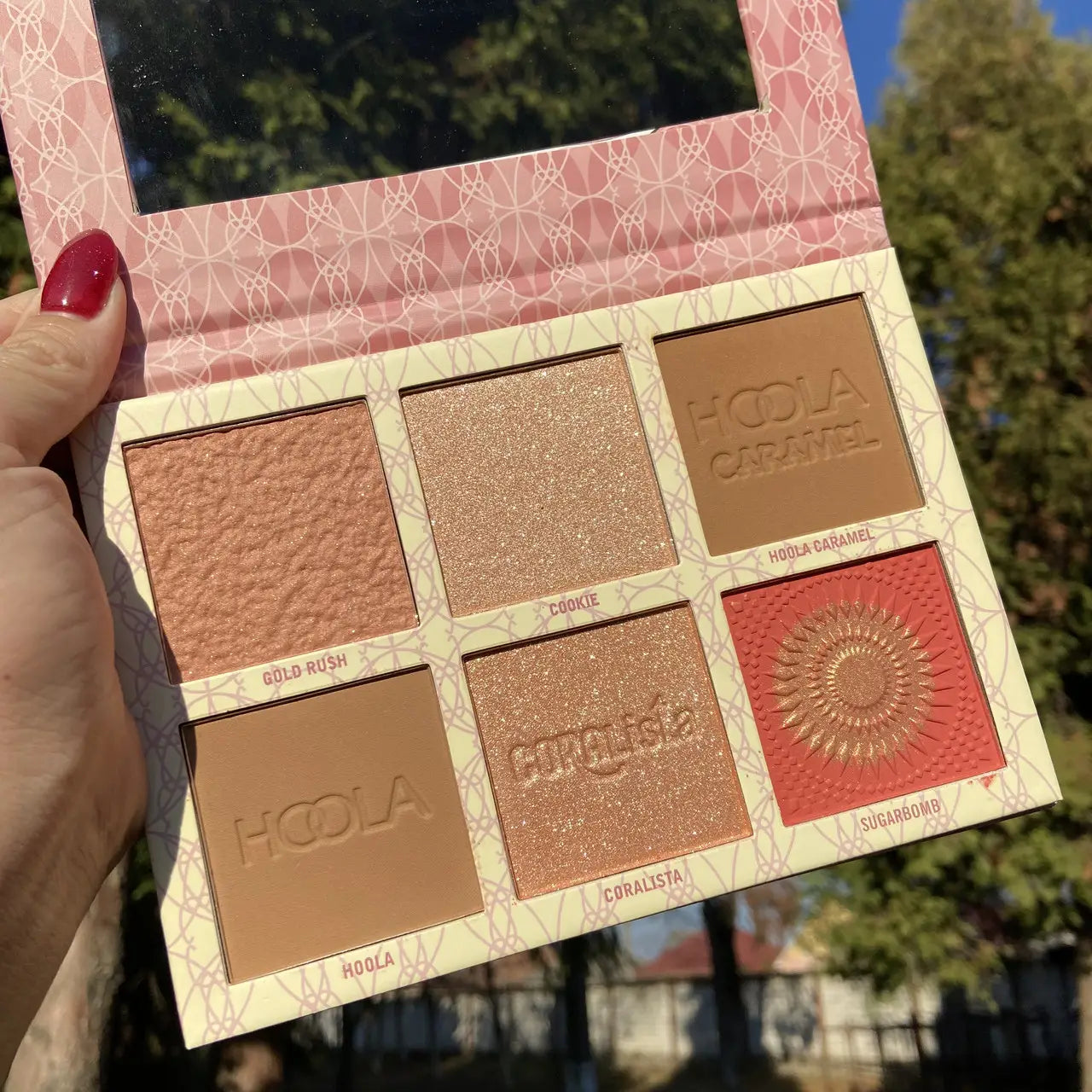 Huda Moji 6 Highlighter Palette Cheekleader Bronze Squad